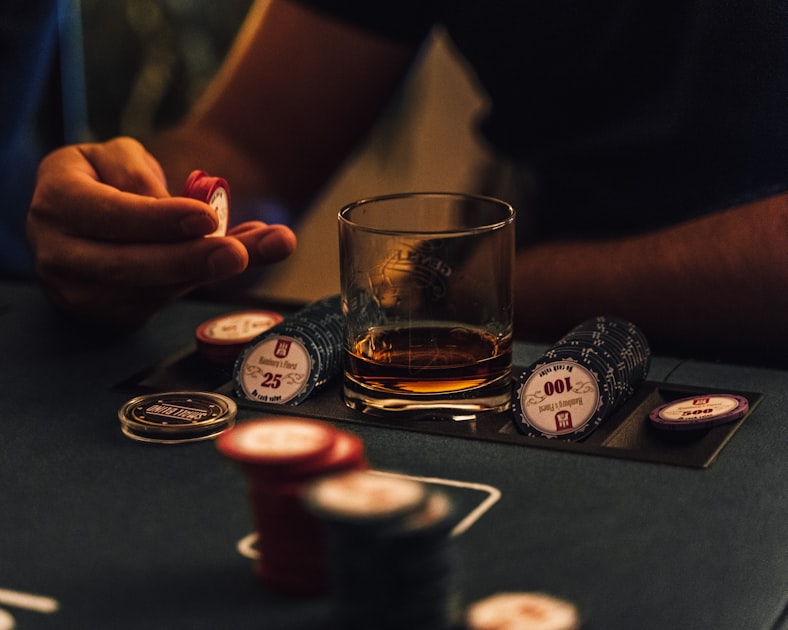 ICM计算在棋牌决赛桌的实际运用策略
